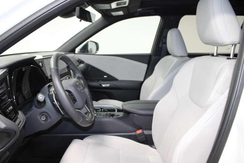 Used 2026 Lexus TX 350 AWD w/ Technology Package image 17