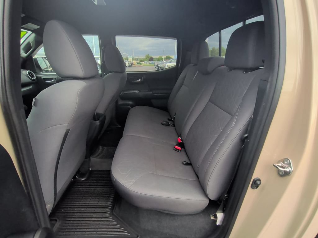 Used 2019 Toyota Tacoma TRD Off-Road AWD/4WD image 22