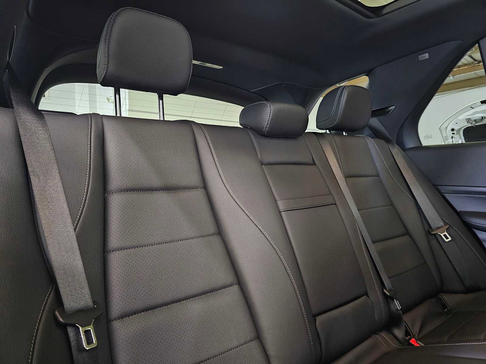 Used 2025 Mercedes-Benz GLE 450 4MATIC image 13