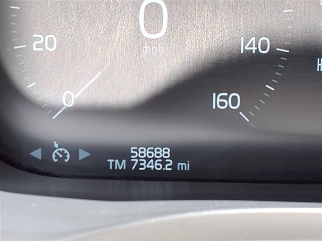 Used 2020 Volvo XC60 T5 Inscription w/ Protection Package Premier FWD image 29
