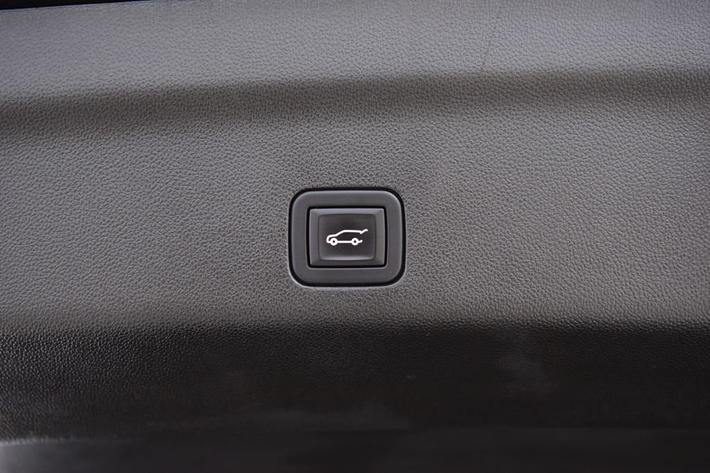 Used 2023 Chevrolet Tahoe High Country AWD/4WD image 26
