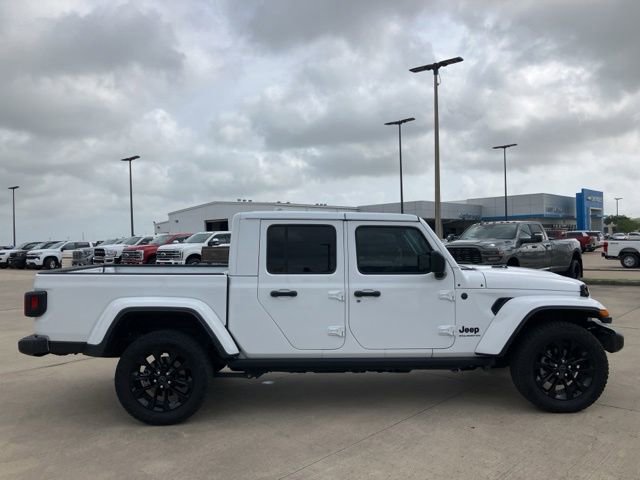 Used 2025 Jeep Gladiator Sport AWD/4WD image 8