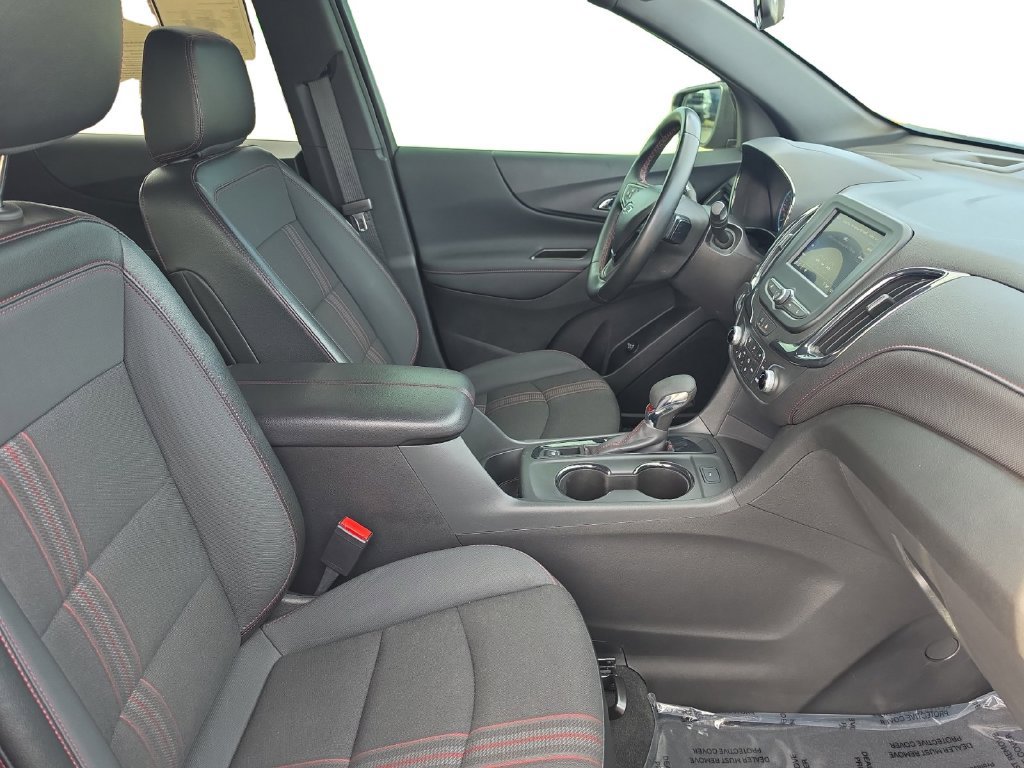 Used 2023 Chevrolet Equinox RS FWD image 18
