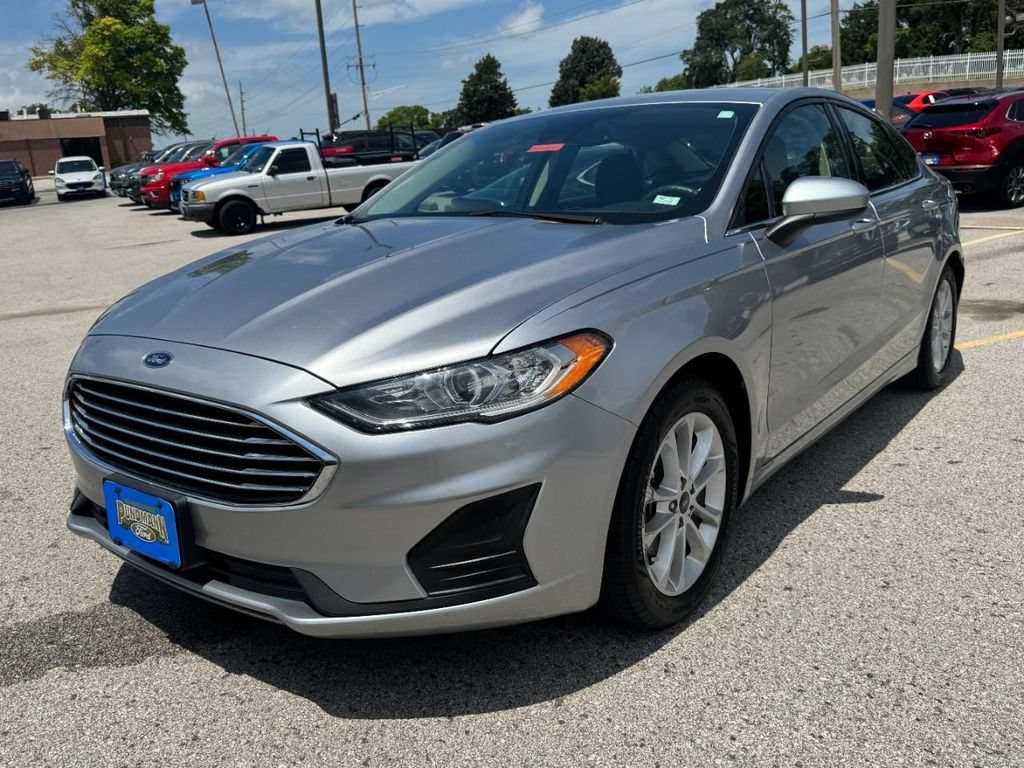 Used 2020 Ford Fusion SE FWD image 8