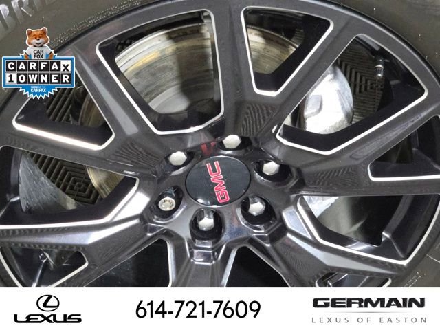 Used 2023 GMC Yukon XL Denali w/ Advanced Technology Package image 14