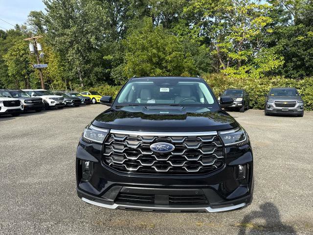 Certified 2025 Ford Explorer Platinum w/ Ultimate Package image 2