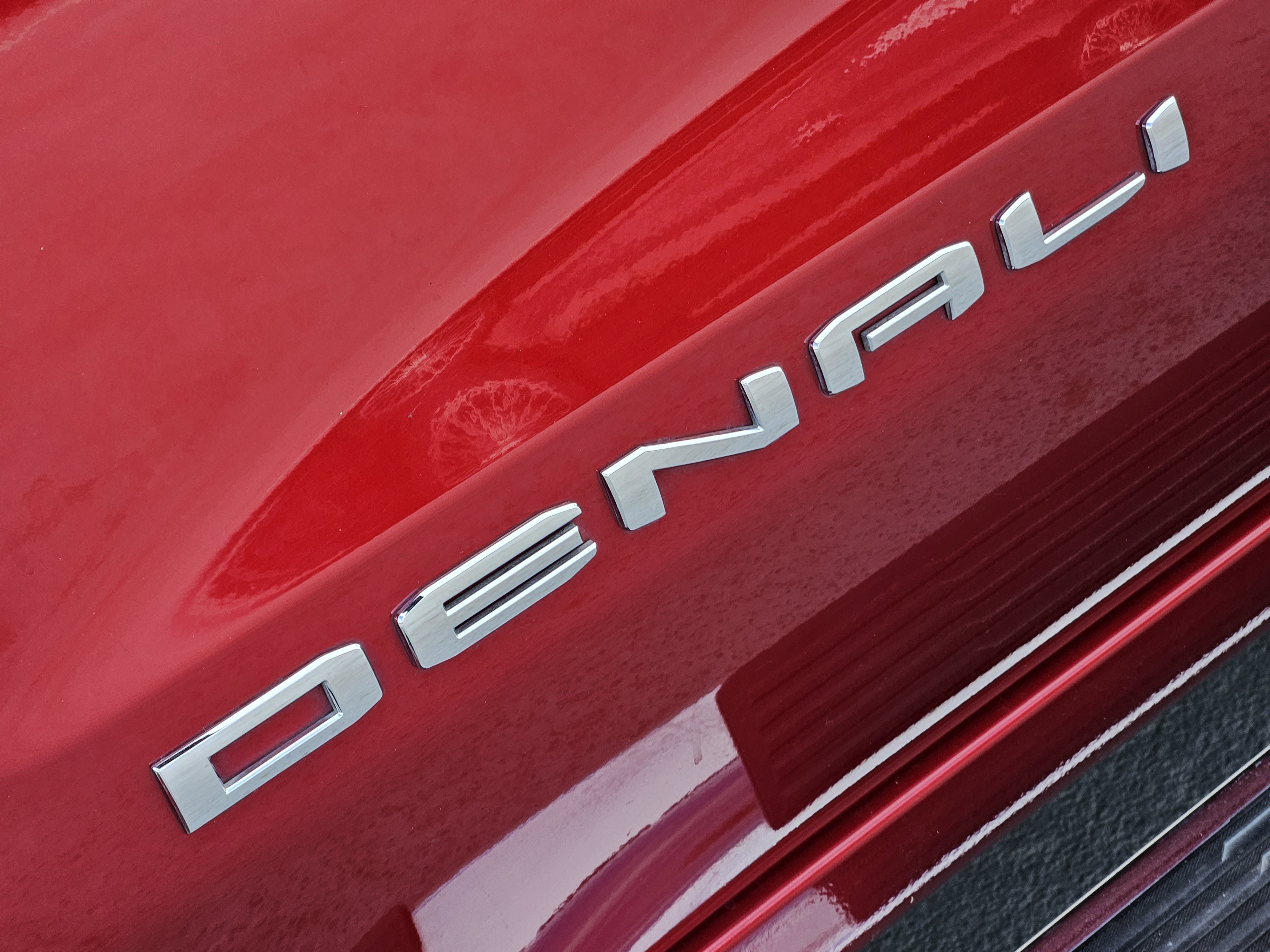 Used 2024 GMC Sierra 1500 Denali w/ Technology Package image 14