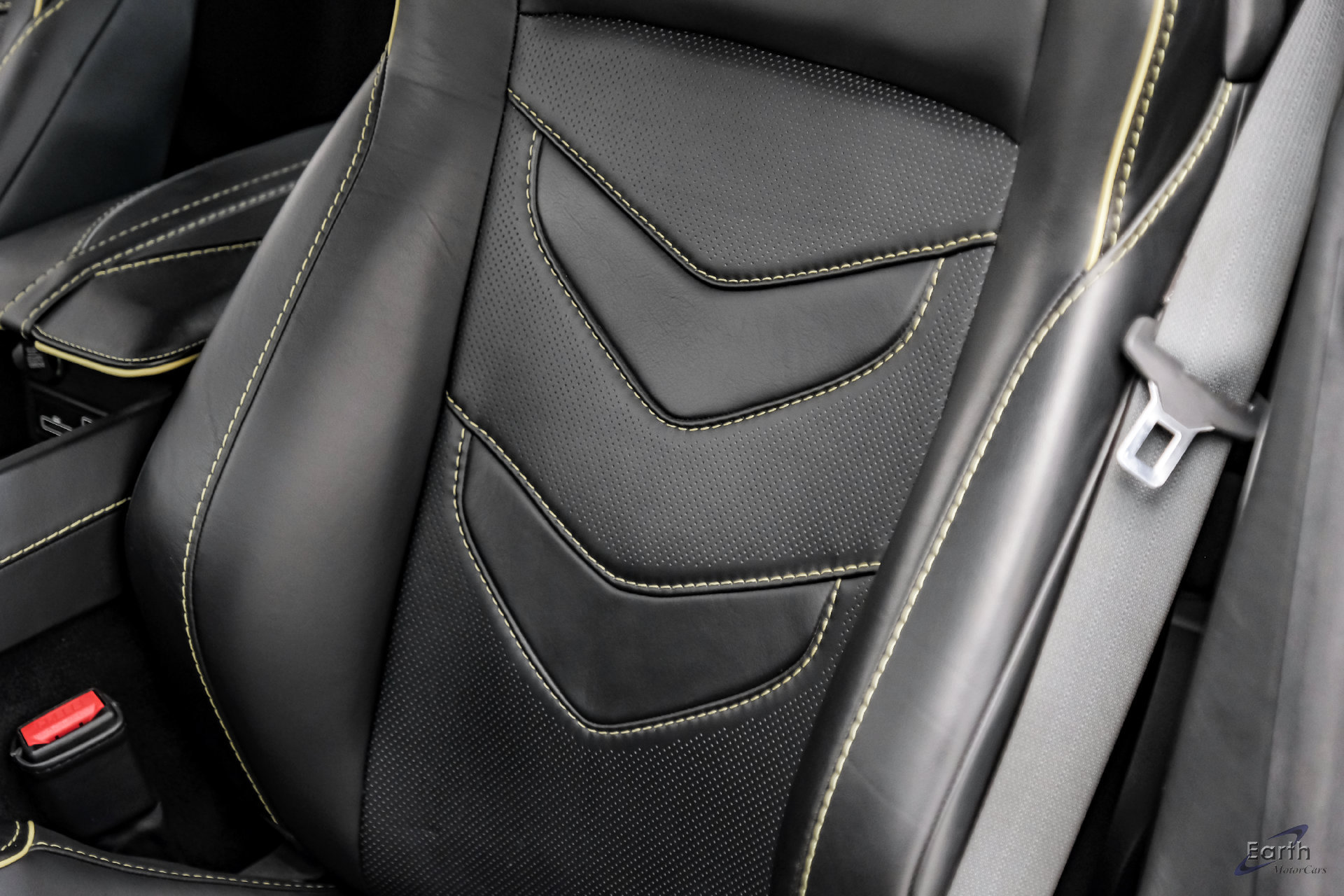 Used 2019 Aston Martin DBS Superleggera RWD image 46