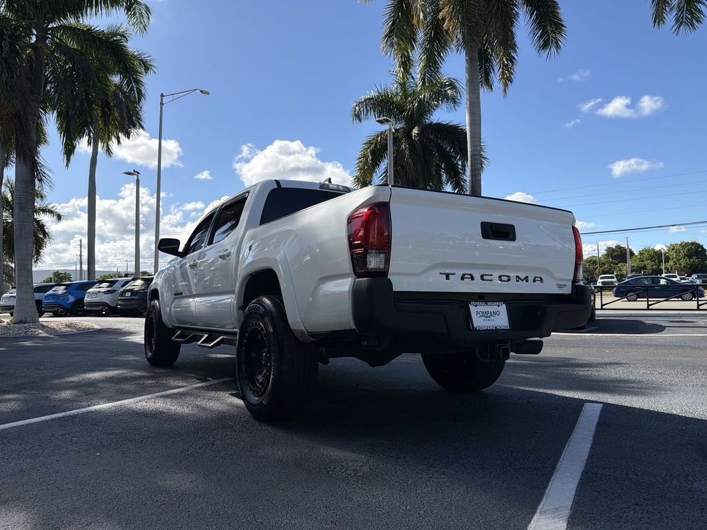 Used 2020 Toyota Tacoma SR5 image 22