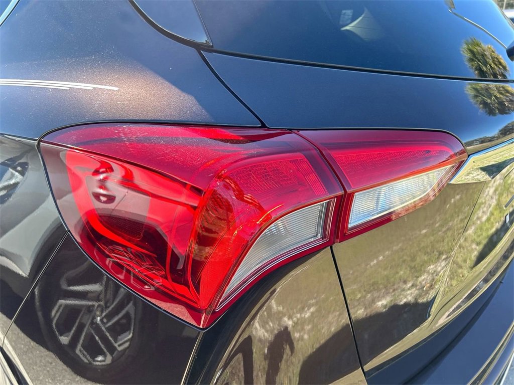 Used 2020 Buick Envision Premium w/ Driver Confidence Package image 18