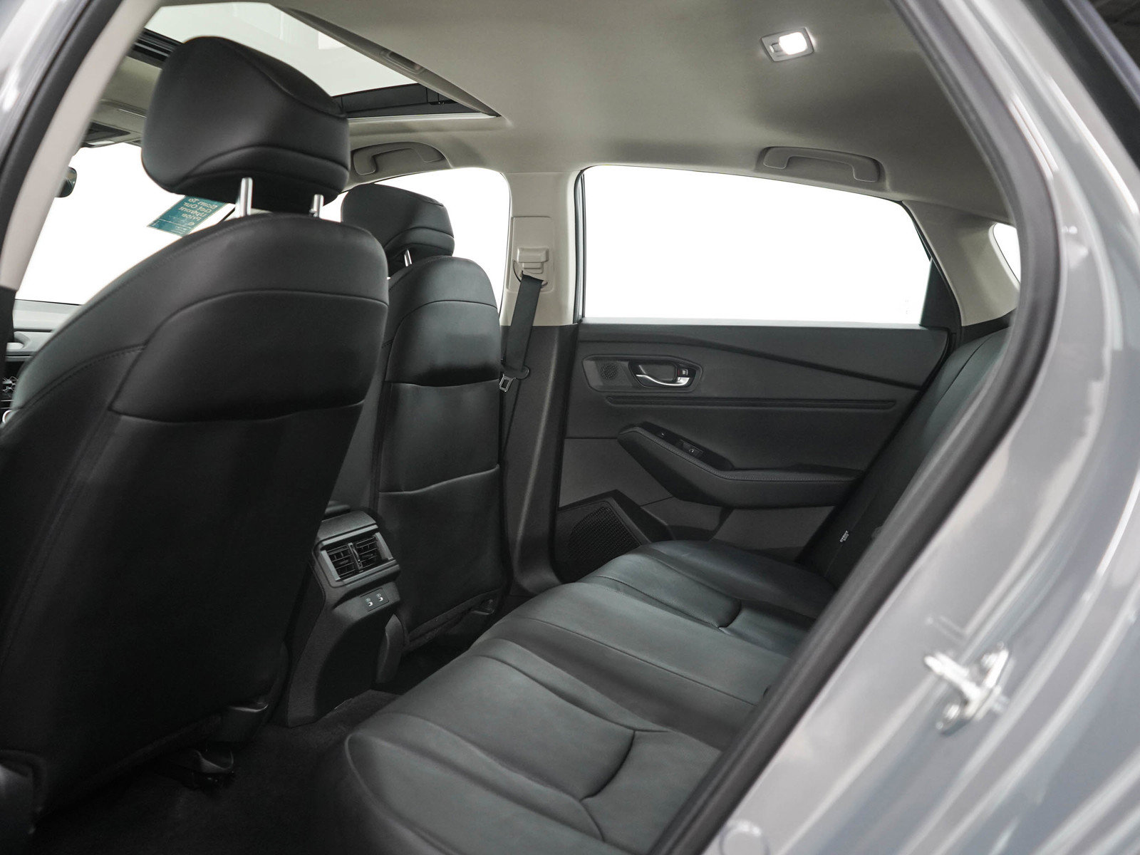 Used 2025 Honda Accord Touring image 16