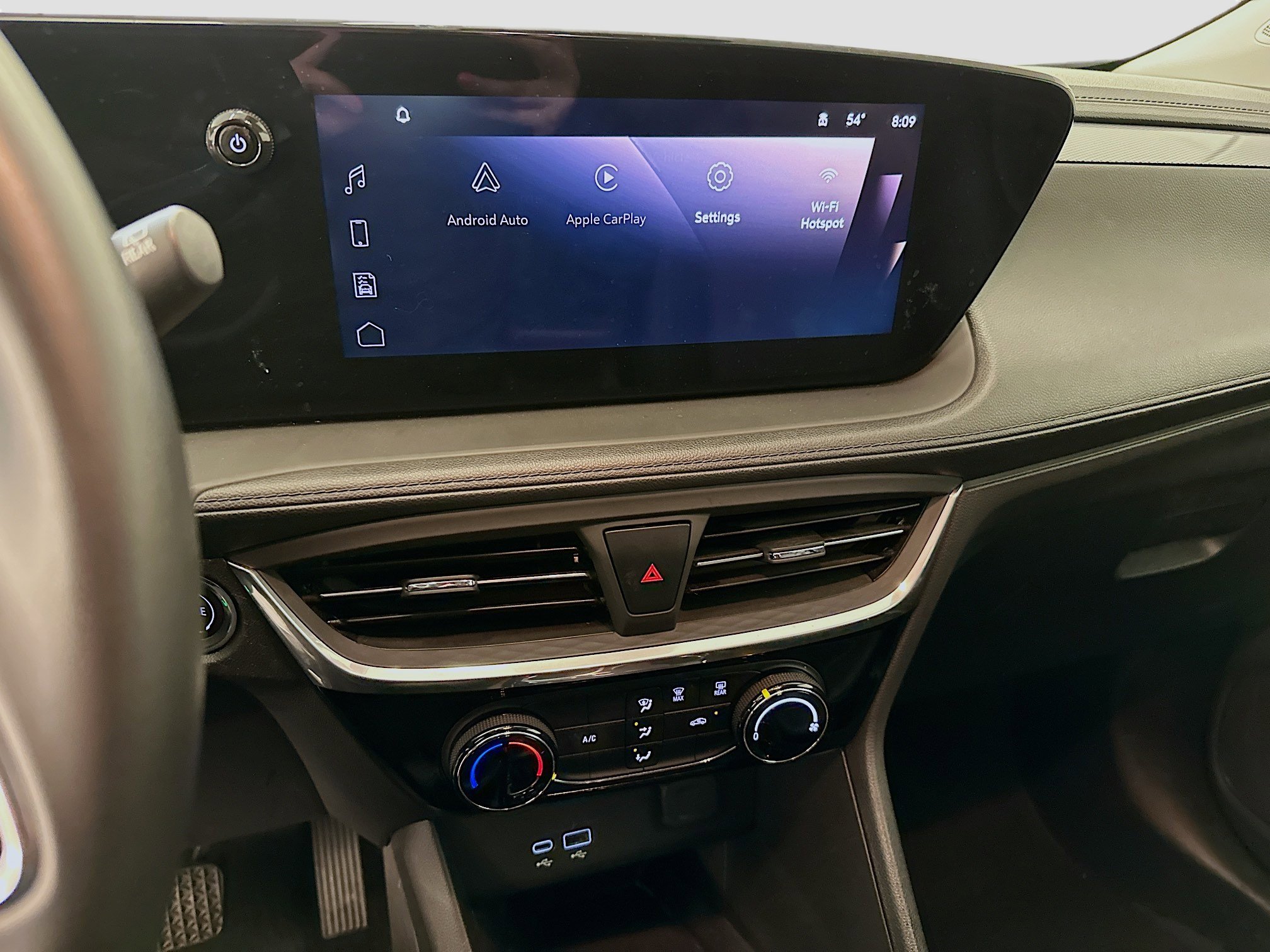 Used 2024 Buick Encore GX Sport Touring image 25