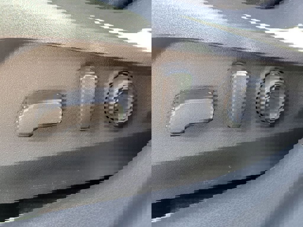 Used 2024 Subaru Legacy Touring XT image 17