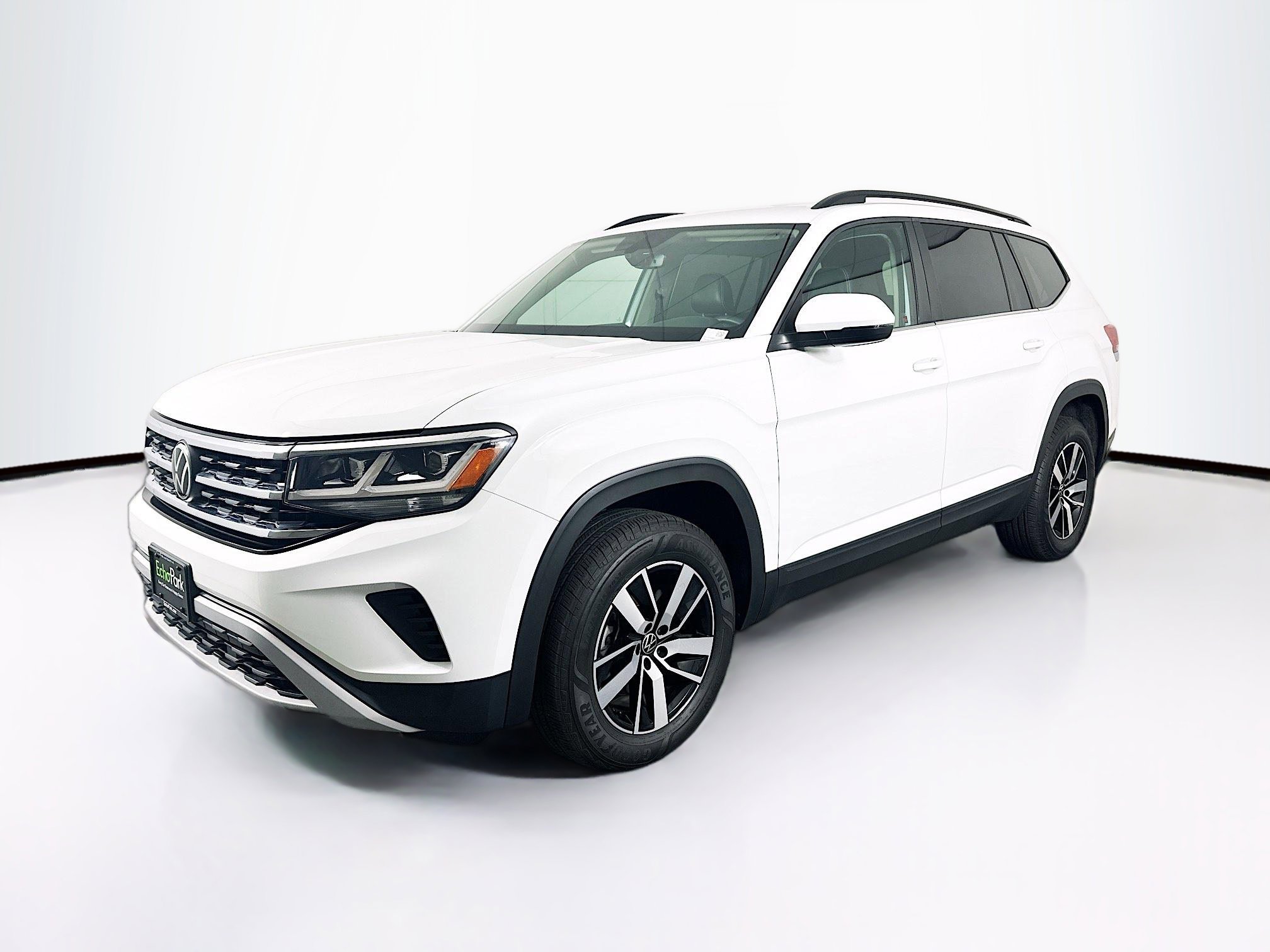 Used 2023 Volkswagen Atlas SE FWD image 3