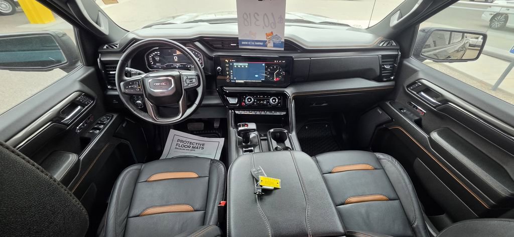 Used 2024 GMC Sierra 1500 AT4 w/ Technology Package AWD/4WD image 29