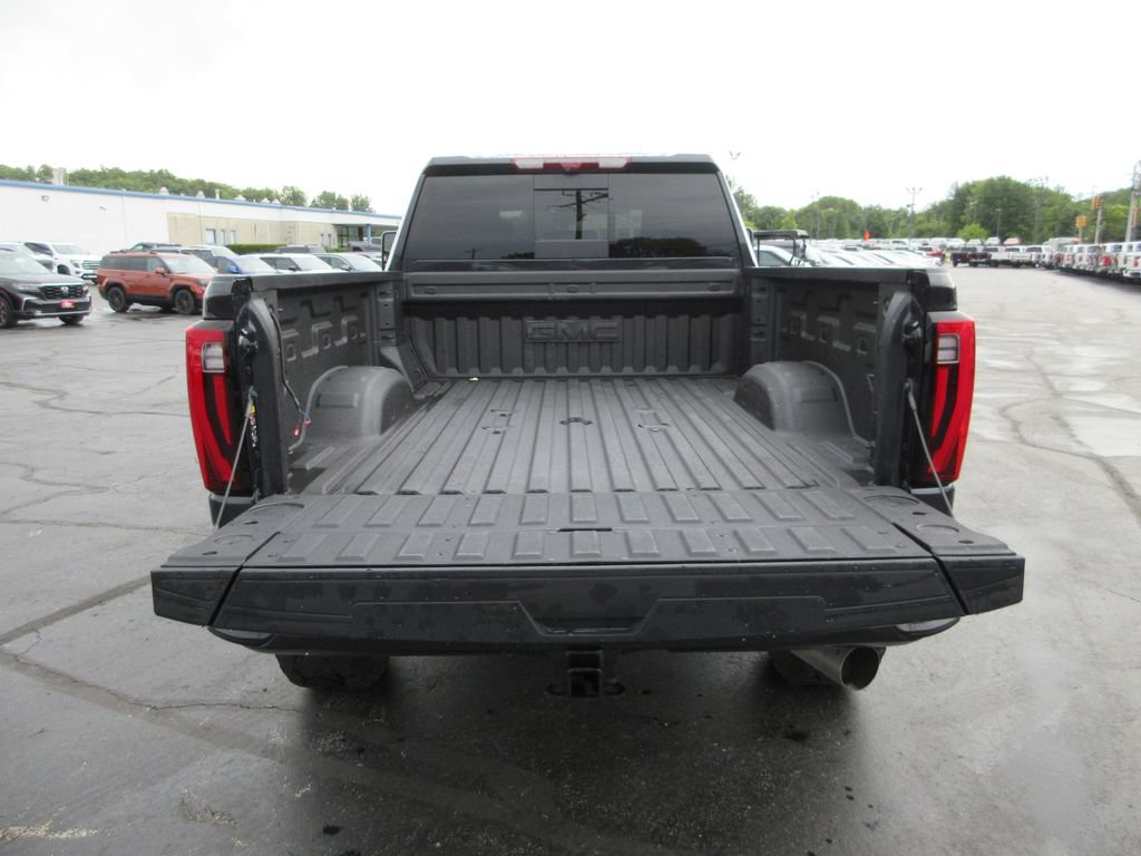 Used 2026 GMC Sierra 2500 Denali Ultimate AWD/4WD image 7