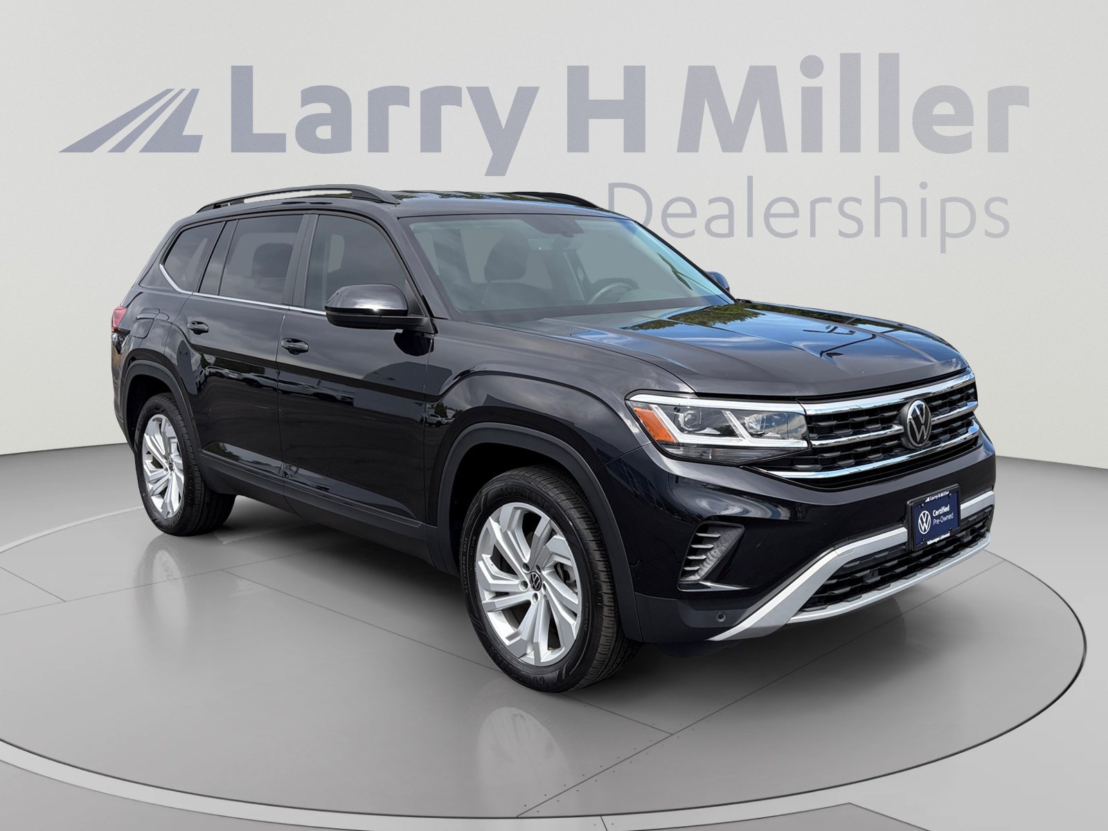 Used 2023 Volkswagen Atlas SE AWD/4WD image 7