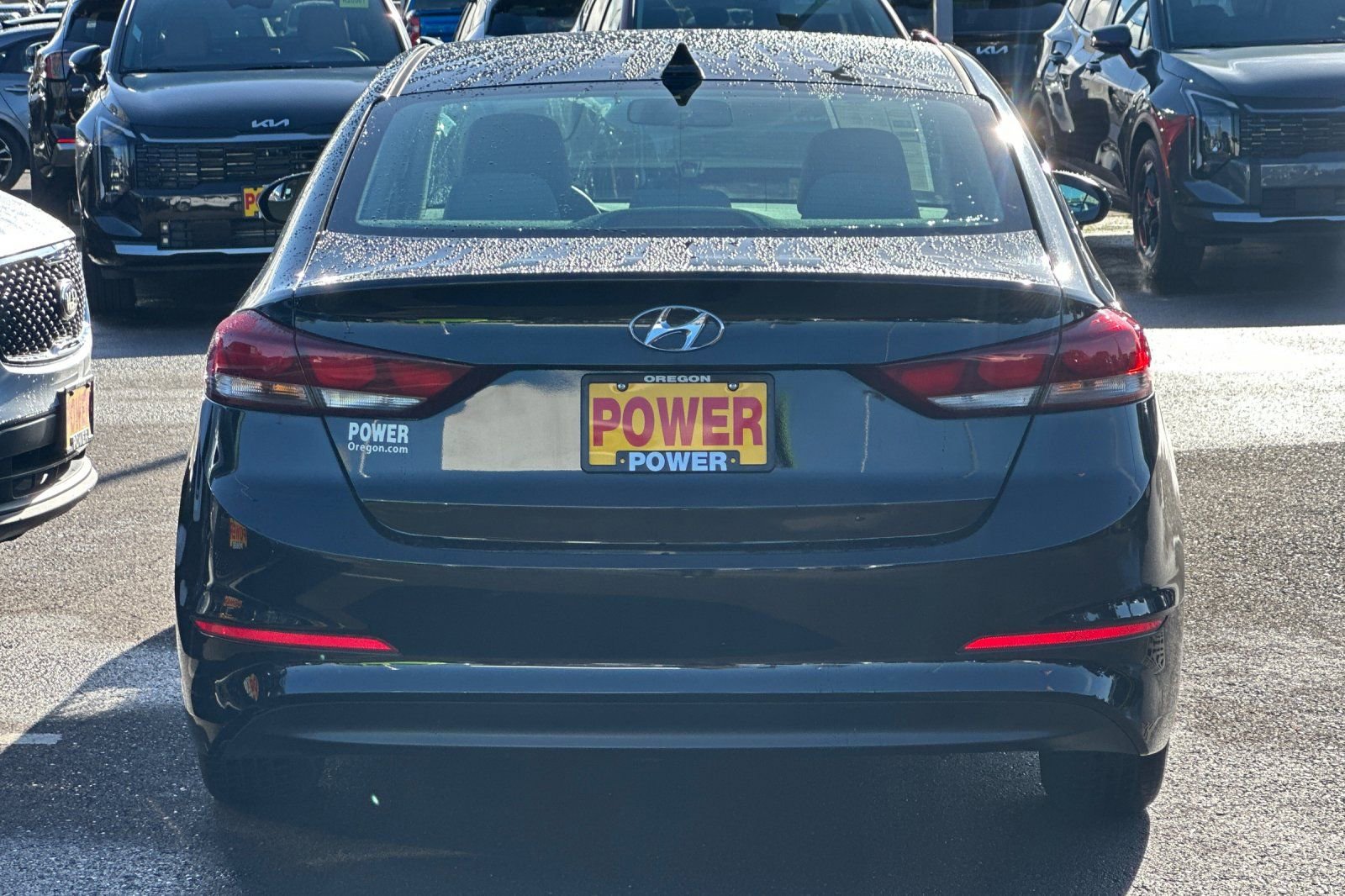 Used 2017 Hyundai Elantra SE w/ Cargo Package image 5