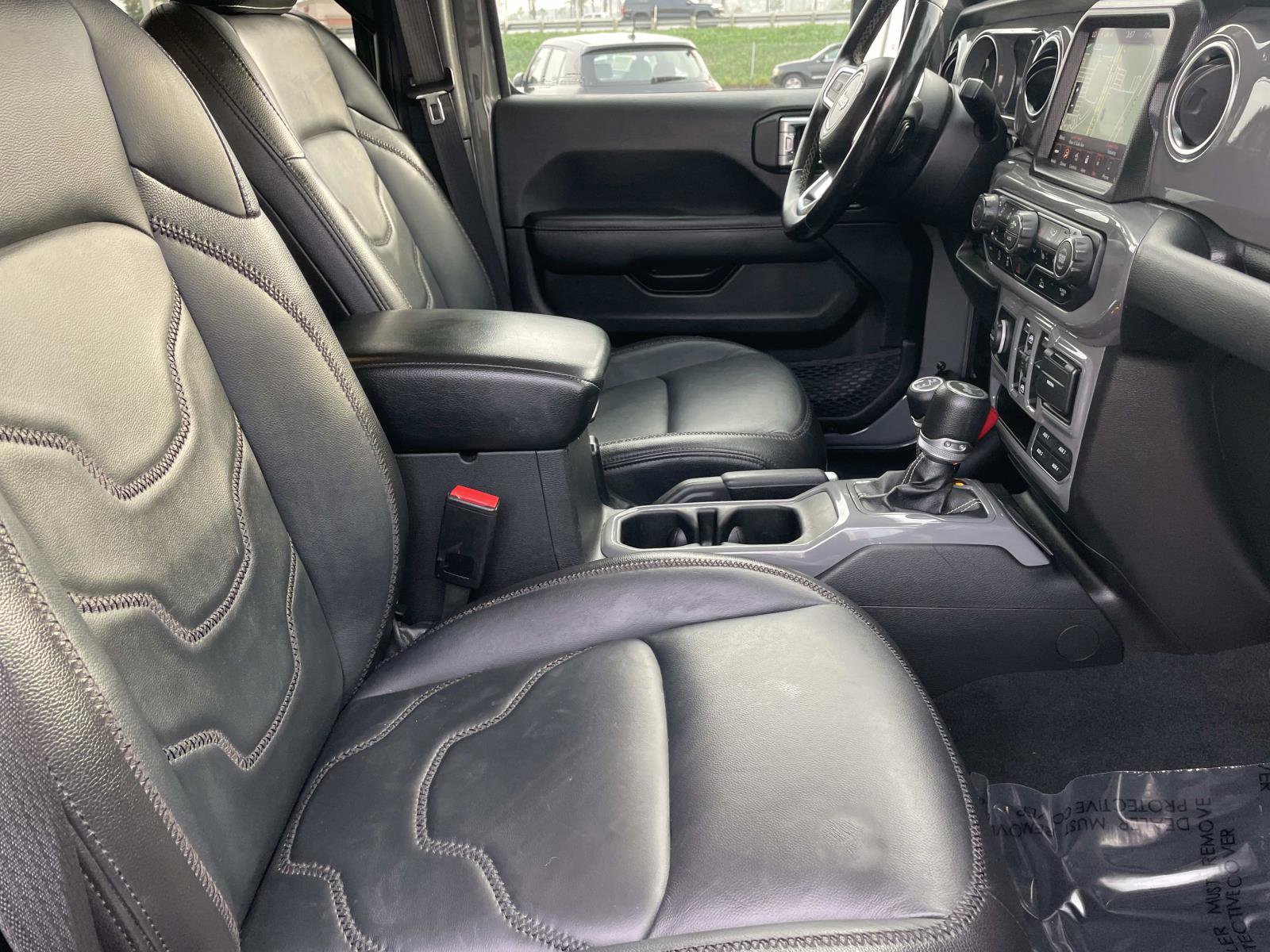 Used 2022 Jeep Wrangler Unlimited Sahara w/ Cold Weather Group image 25