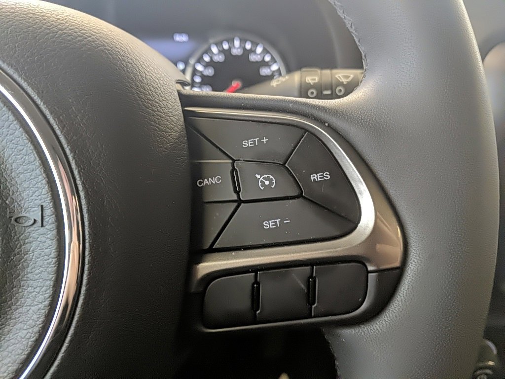 Used 2022 Jeep Renegade Latitude image 18