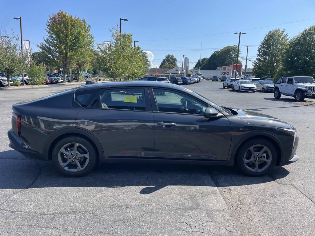 Used 2025 Kia K4 FWD image 8