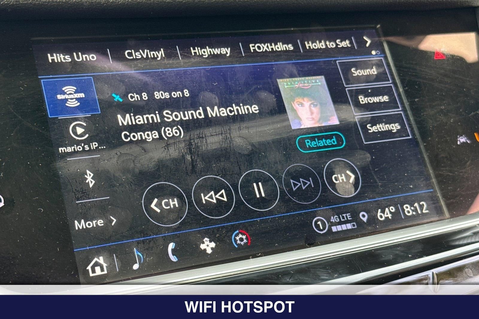 Used 2025 Cadillac XT6 Luxury FWD image 32