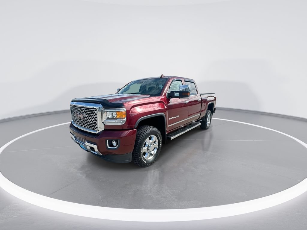 Certified 2015 GMC Sierra 2500 Denali w/ Duramax Plus Package AWD/4WD image 4