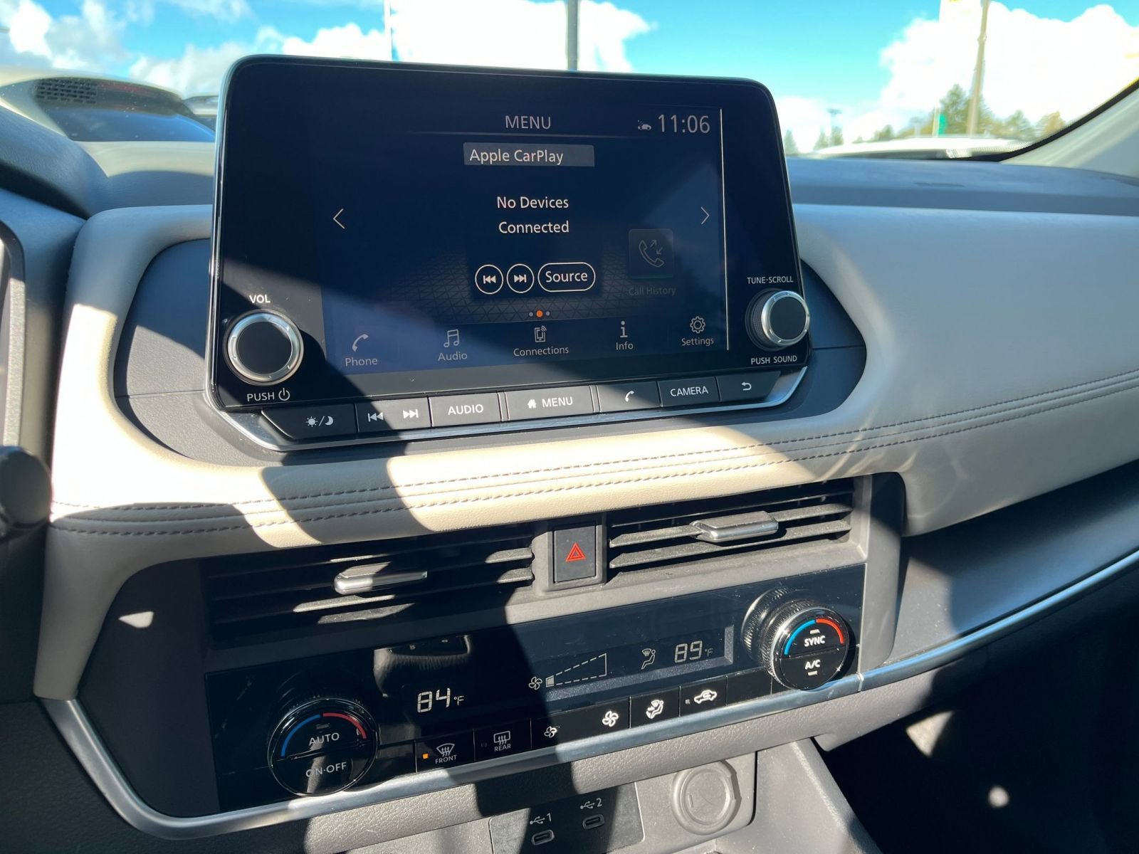 Used 2025 Nissan Rogue SV AWD/4WD image 20
