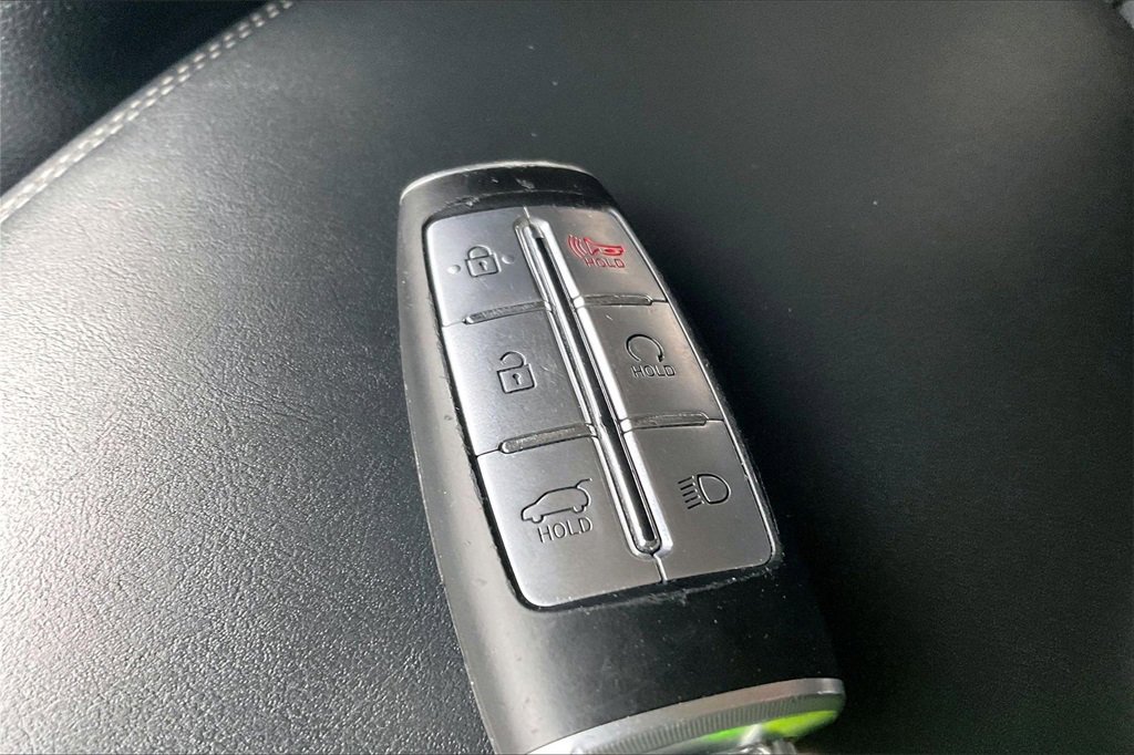 Used 2025 Genesis GV70 2.5T image 12