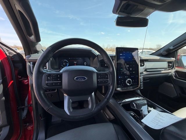 Used 2023 Ford F150 Lightning Lariat image 29