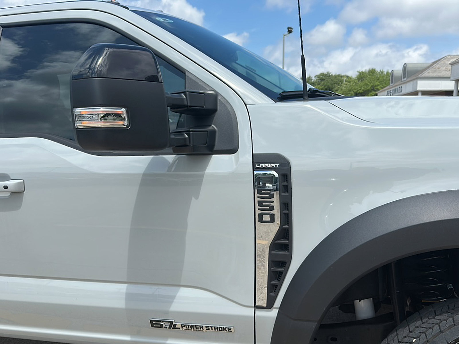 Used 2025 Ford F550 4x4 Crew Cab Super Duty image 15