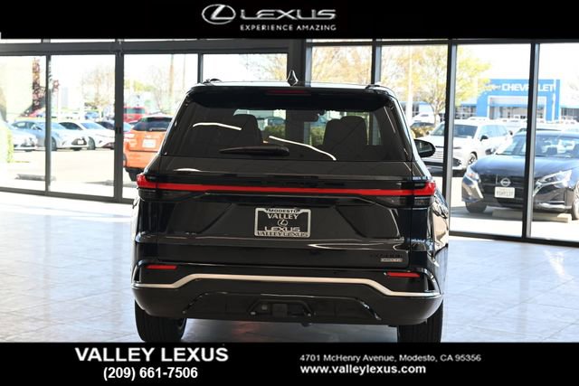 New 2026 Lexus TX 500h AWD image 4