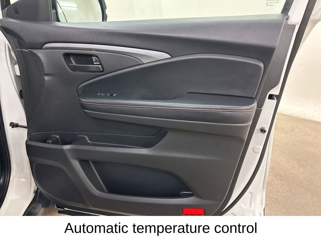 Used 2022 Honda Pilot TrailSport image 19