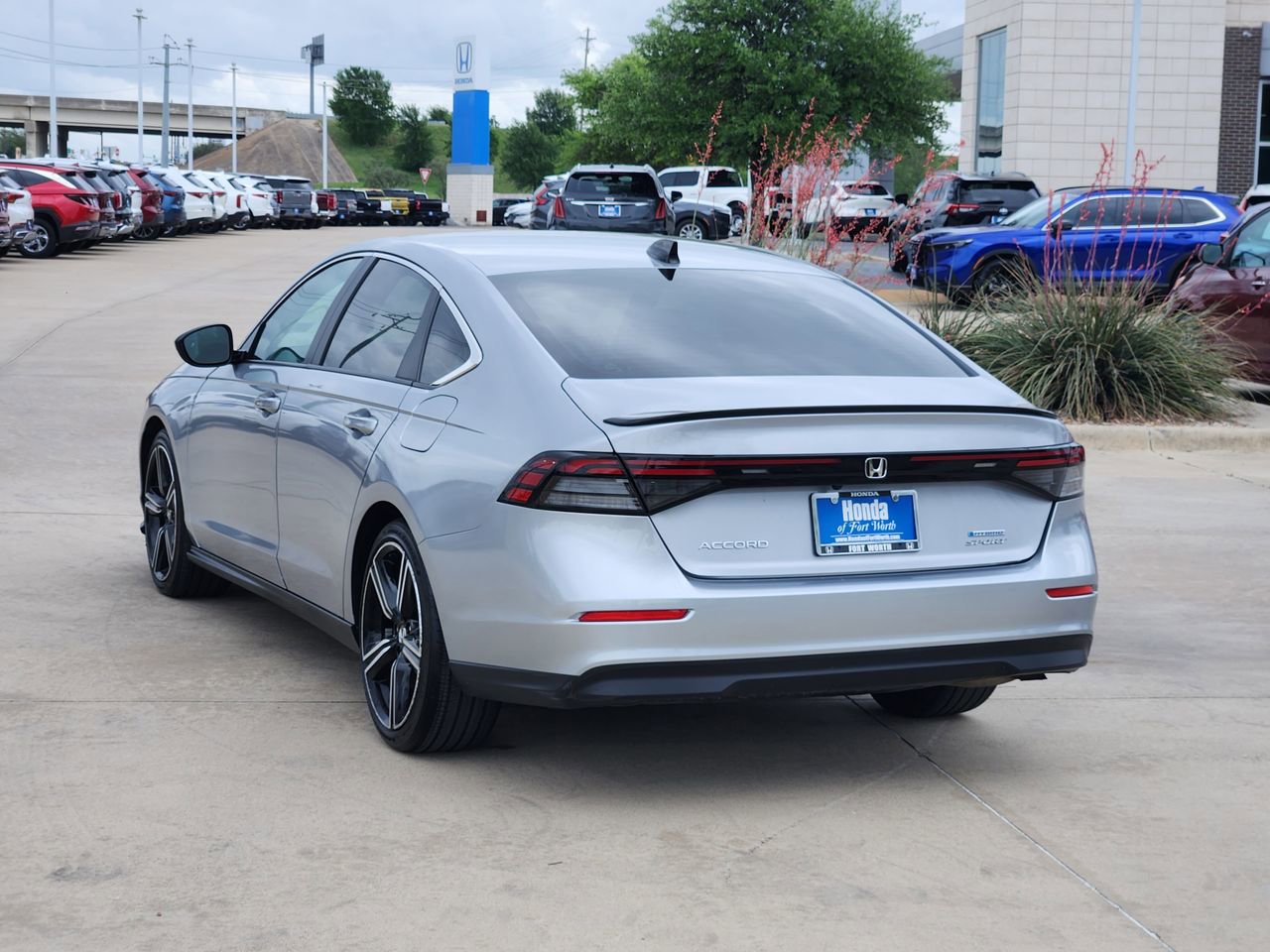 Used 2023 Honda Accord Sport image 7