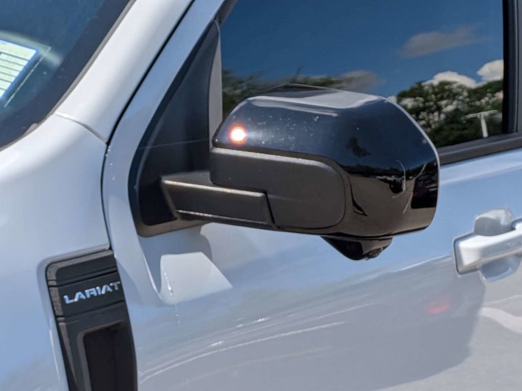Used 2026 Ford Maverick Lariat AWD/4WD image 9