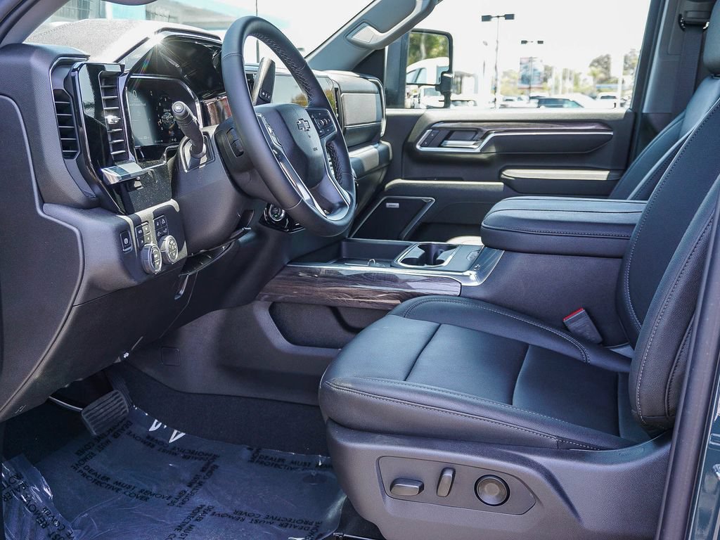New 2026 Chevrolet Silverado 2500 LTZ w/ Trail Boss Package AWD/4WD image 17