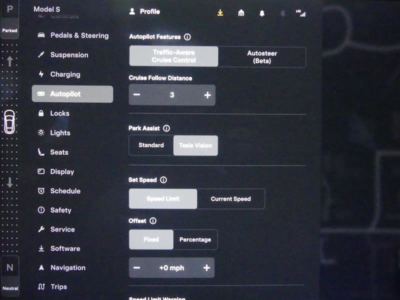 Used 2022 Tesla Model S Plaid image 15