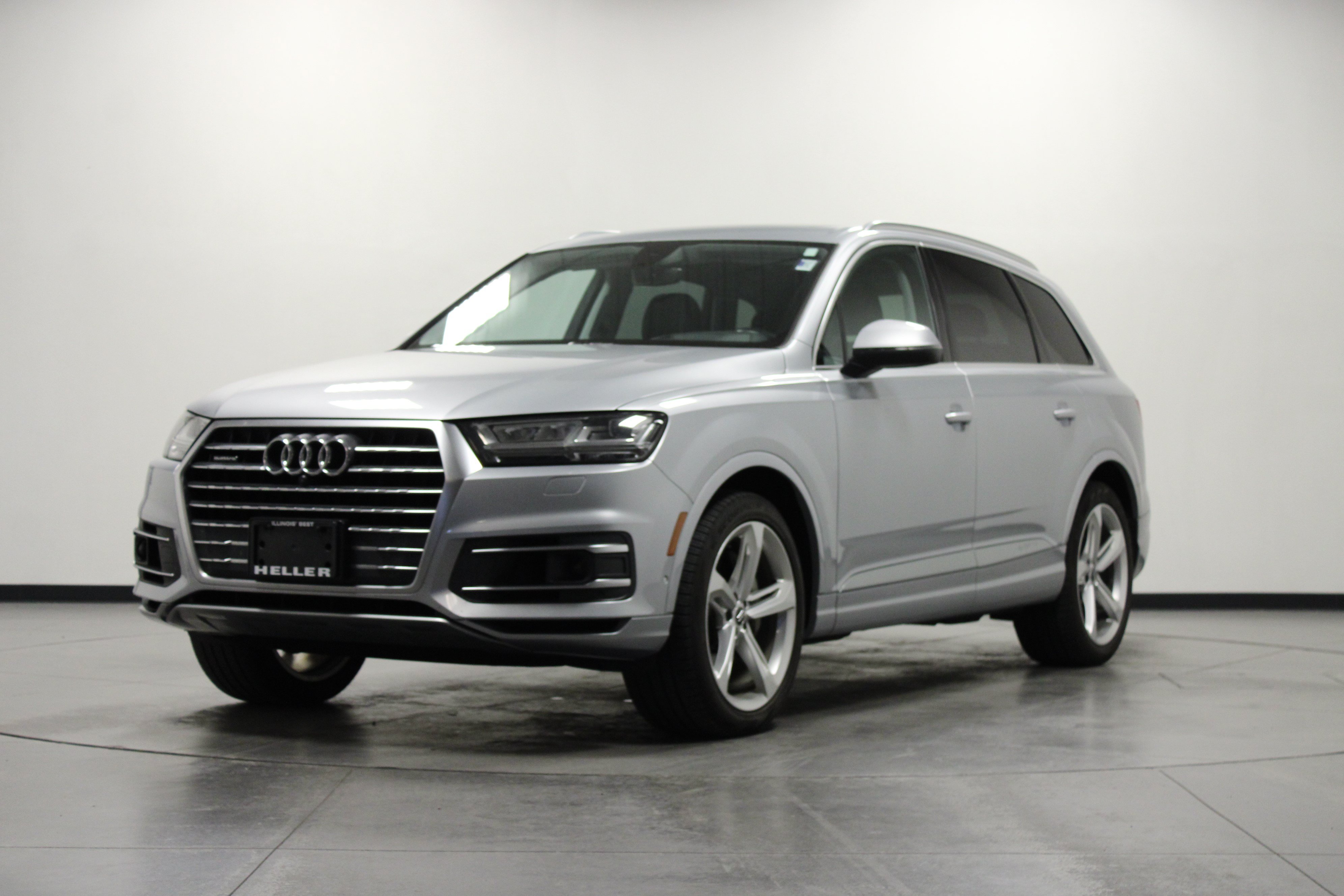 Used 2019 Audi Q7 3.0T Prestige AWD/4WD image 8