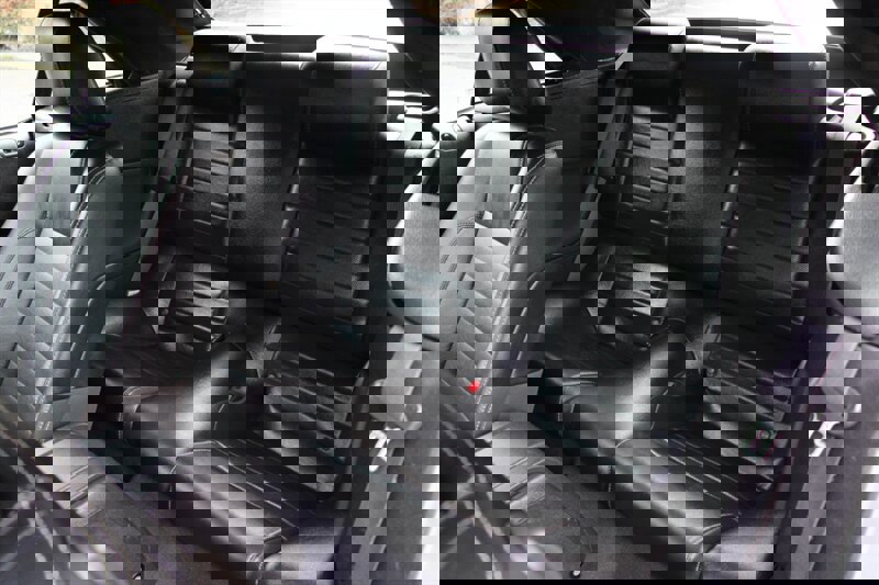 Used 2010 Ford Mustang Premium image 21