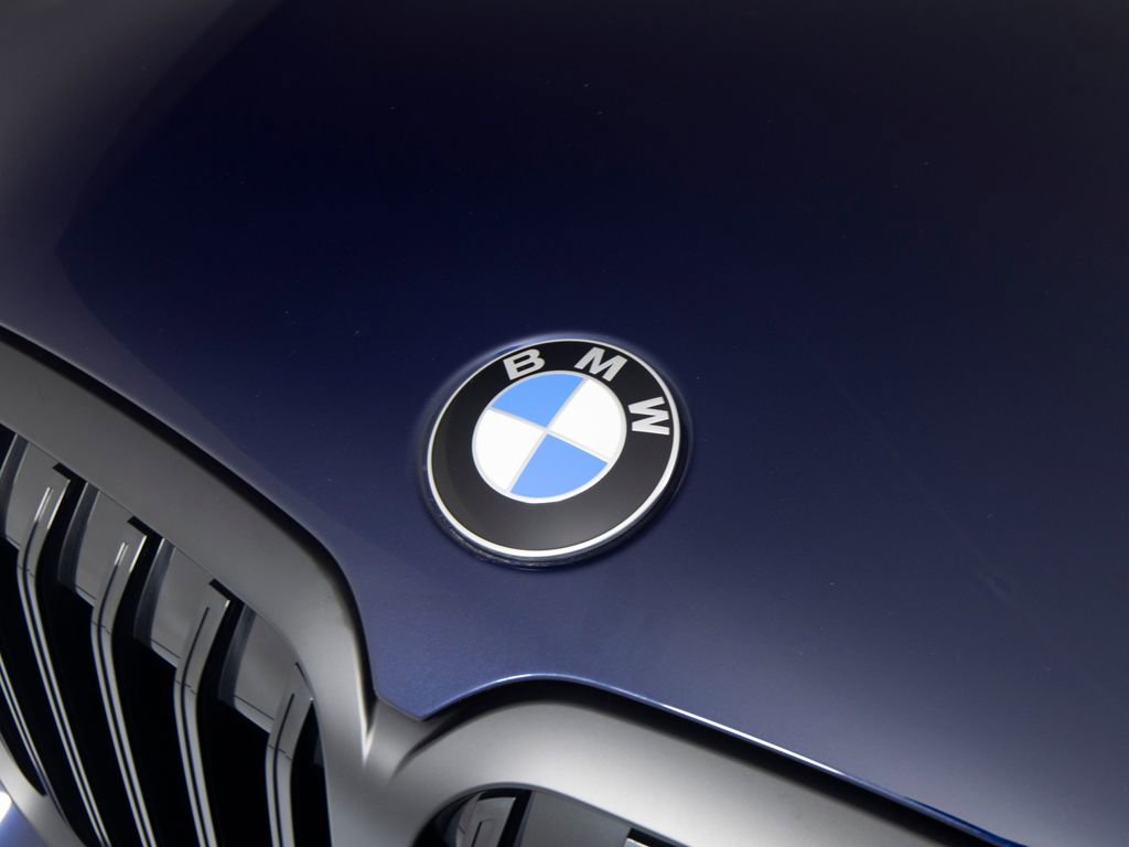 Used 2025 BMW X7 M60i AWD/4WD image 36