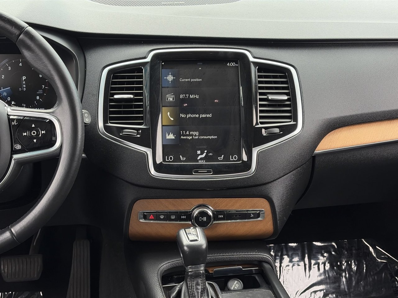 Used 2021 Volvo XC90 T6 Momentum w/ Advanced Package AWD/4WD image 14