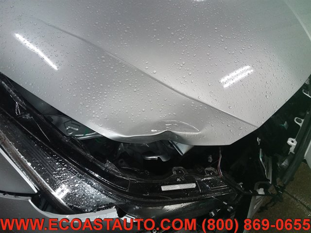 Used 2019 Toyota Prius LE FWD image 17