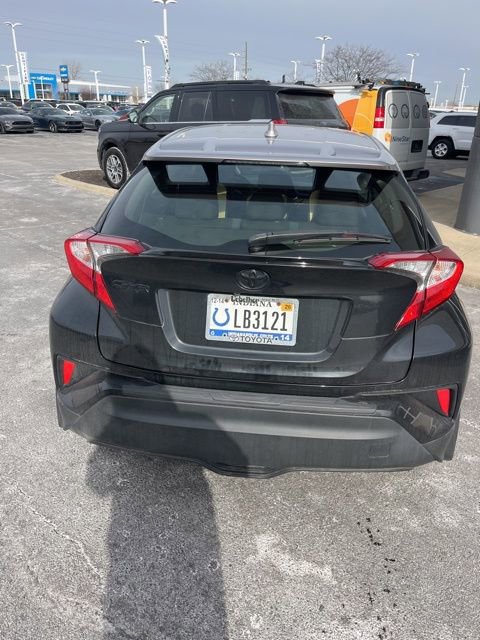 Used 2020 Toyota C-HR XLE image 12