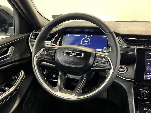 Certified 2024 Jeep Grand Cherokee L Laredo image 23