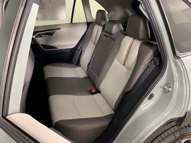 Used 2020 Toyota RAV4 Adventure w/ Convenience Package image 31