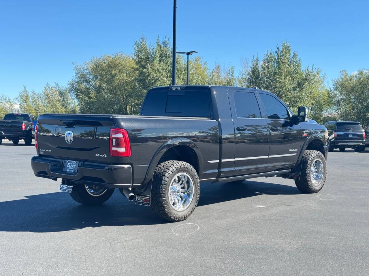 Used 2023 RAM 3500 Limited image 6