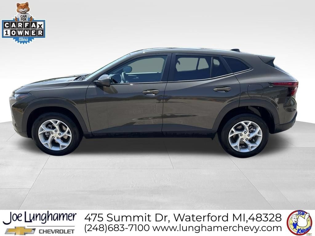 Certified 2024 Chevrolet Trax LS w/ LS Convenience Package FWD image 7