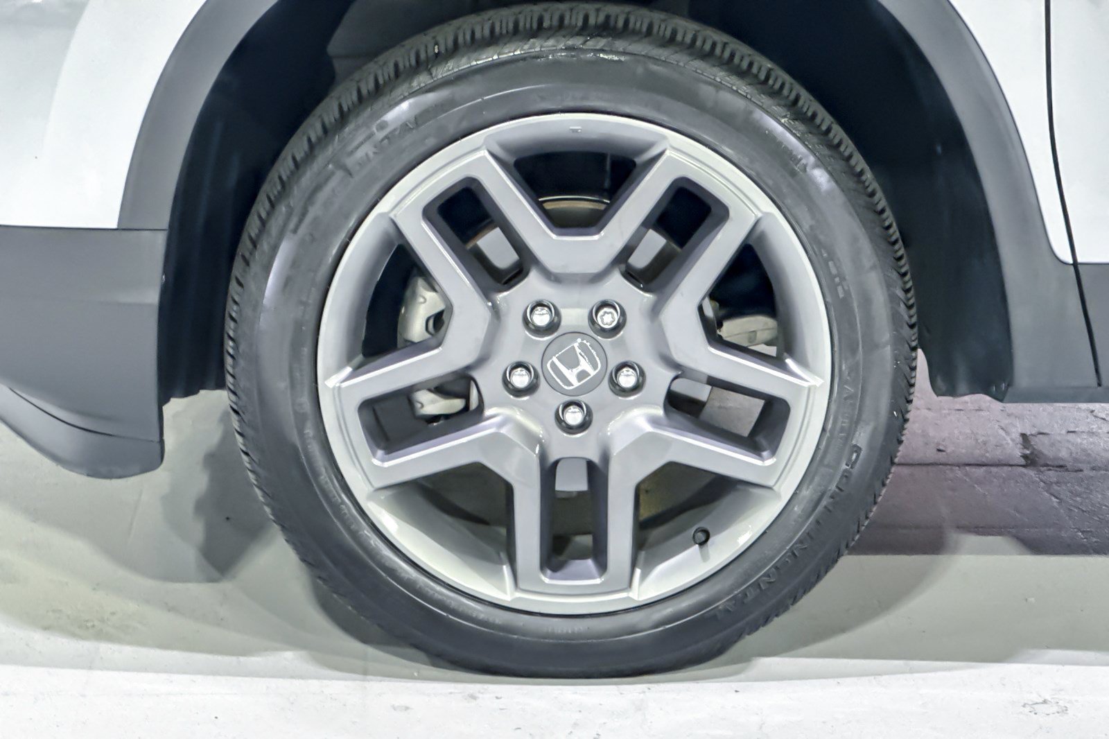 Used 2023 Honda Passport EX-L image 12