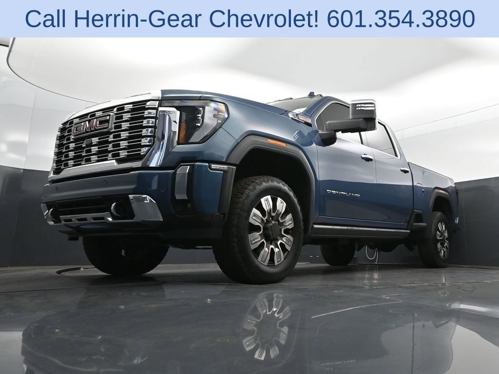 Used 2024 GMC Sierra 2500 Denali w/ Denali Reserve Package image 43