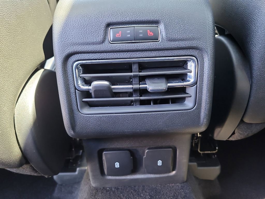 Used 2025 Lincoln Corsair Reserve w/ Equipment Group 202A image 13